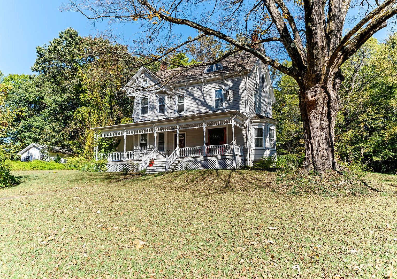 189 Hardenbergh Ave, Tillson, NY 12486 Zillow