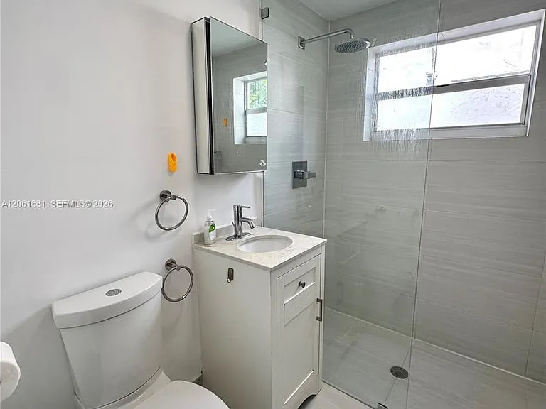 1604 Drexel Ave #107 — Photo 5