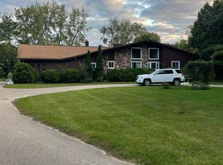 13665 Rattalee Lake Rd, Davisburg, MI 48350