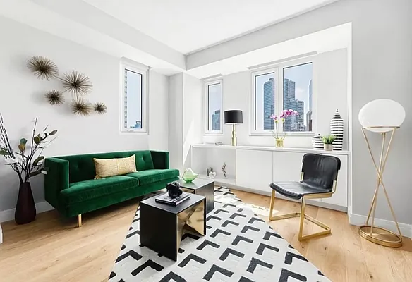 Rented by Winzone Realty Inc | media 8