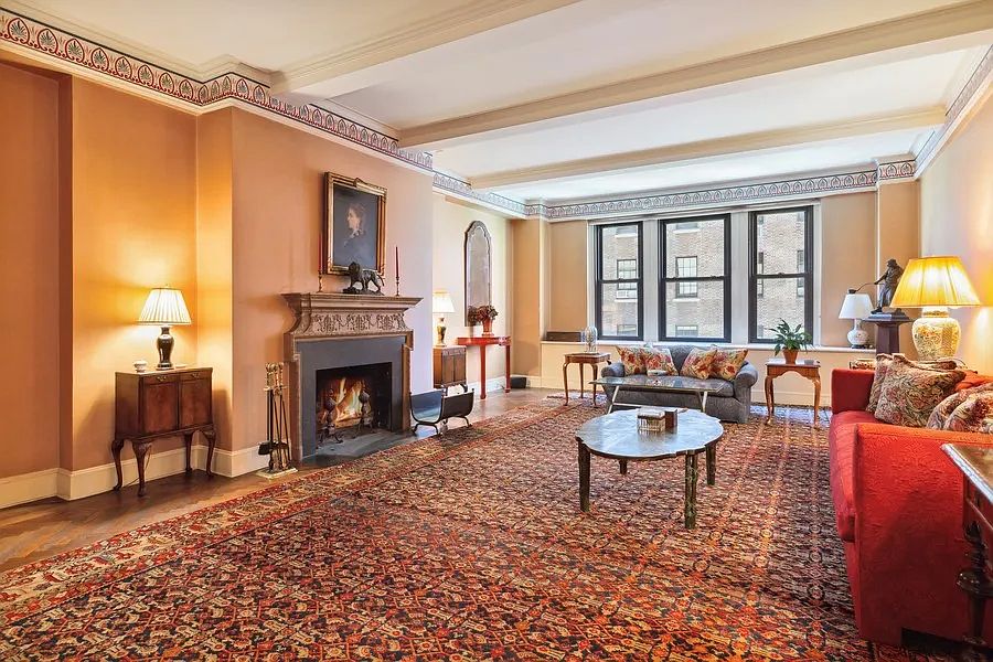 1st image of 1120 Park Ave APT 6C