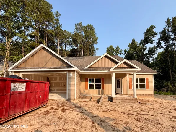 1702 Walnut Run Drive, Deep Run, NC 28525