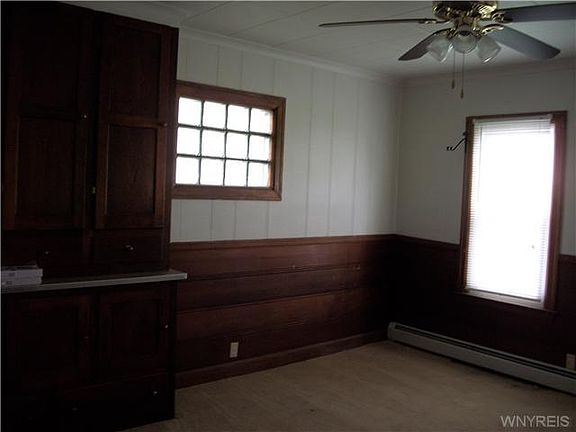 5th image of 55 Riverview Ave