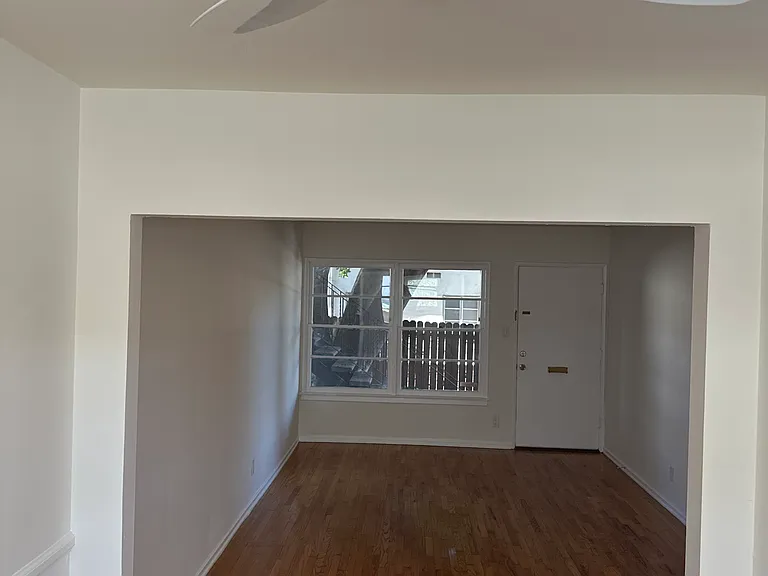 4525 Willis Ave #4527 — Photo 3