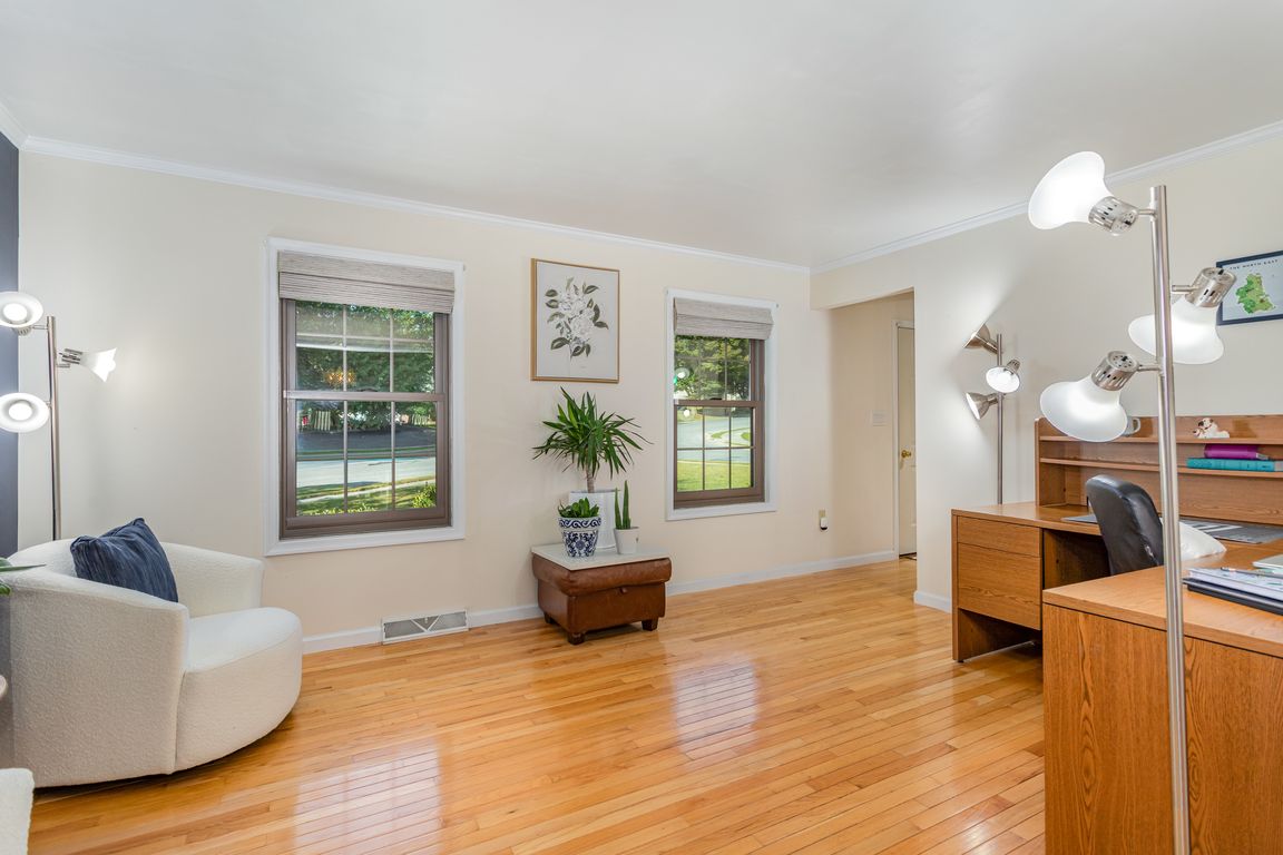 next background image