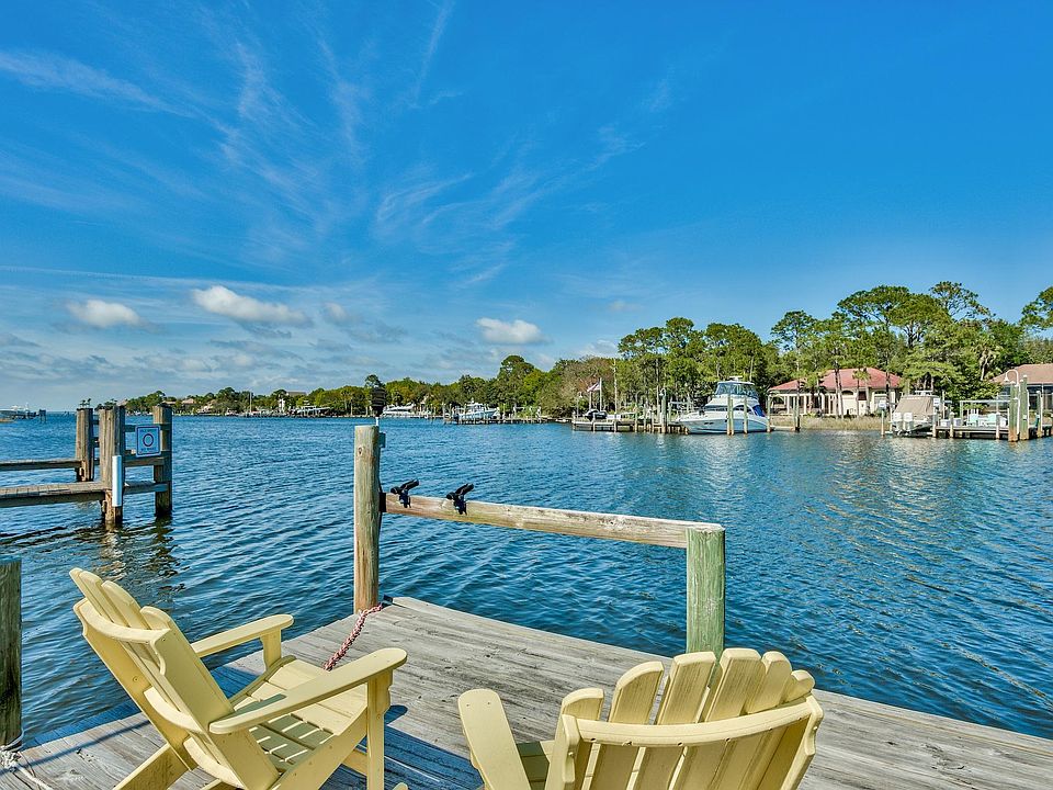 1st image of 76 Indian Bayou Dr