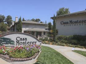 Casa Monterey Apartments