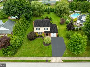 1909 Davis Dr, Norristown, PA 19403