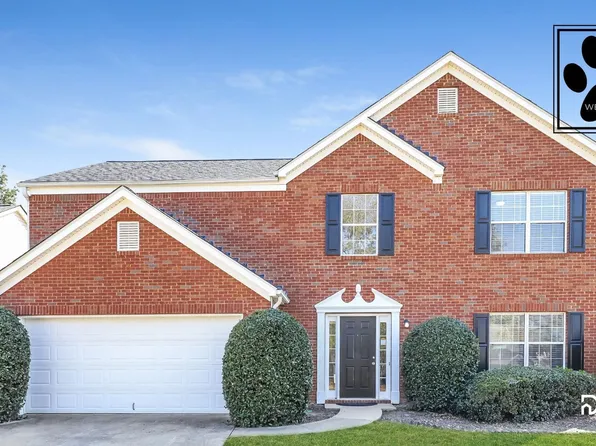 301 Silver Springs Ln, Sugar Hill, GA 30518