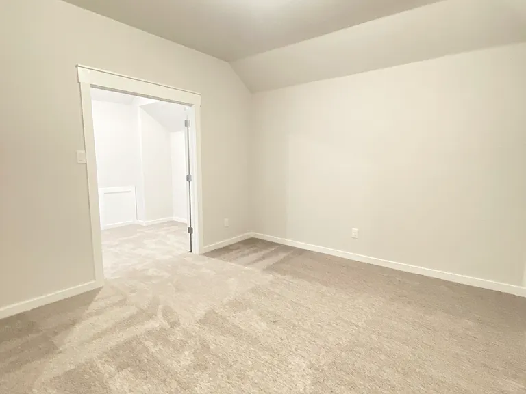 4011 Goldfinch Hvn — Photo 20