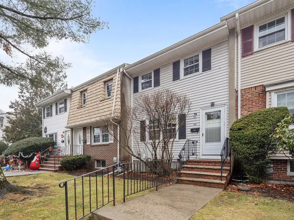 44 Alan Road, Spring Valley, NY 10977