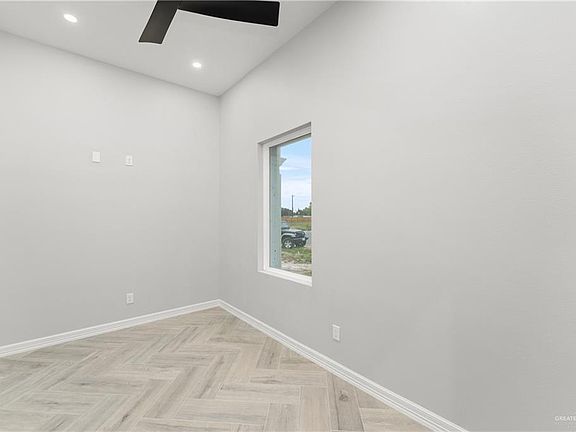 2nd image of 1200 Lorelai Dr