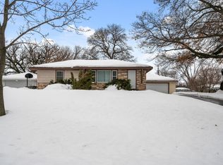 241 92nd Ave NE, Blaine, MN 55434