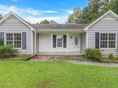 101 Donna Court, Hubert, NC, 28539