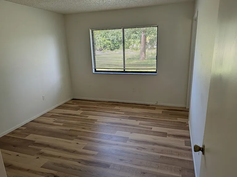 1257 Lamplighter Dr NW — Photo 16