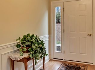 229 Red Haven Rd, New Cumberland, PA 17070