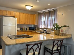 3527 Puuku Makai Dr, Honolulu, HI 96818