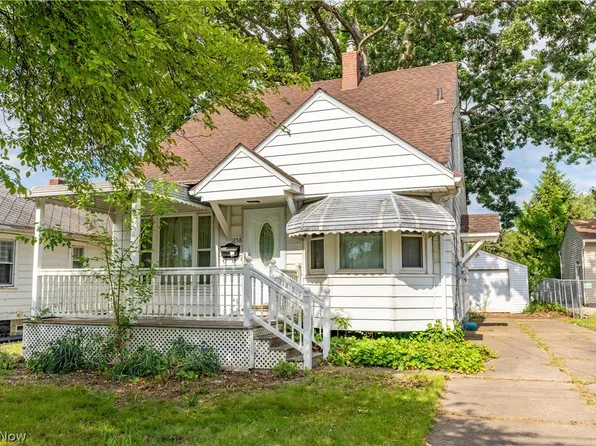 1858 15th St SW, Akron, OH 44314