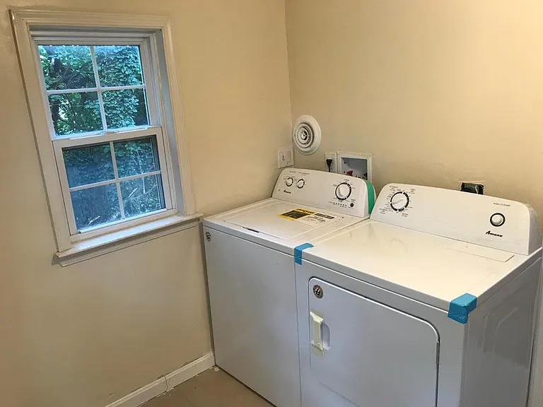 102 W Oates Ave — Photo 23
