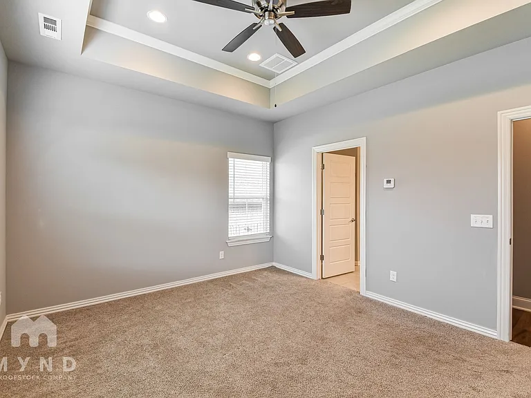 5903 SW Gentle Winds Ave — Photo 10