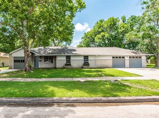 1062 Eastlake St, Houston, TX 77034