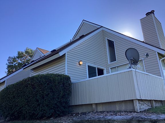 2413 S Xanadu Way
Unit A