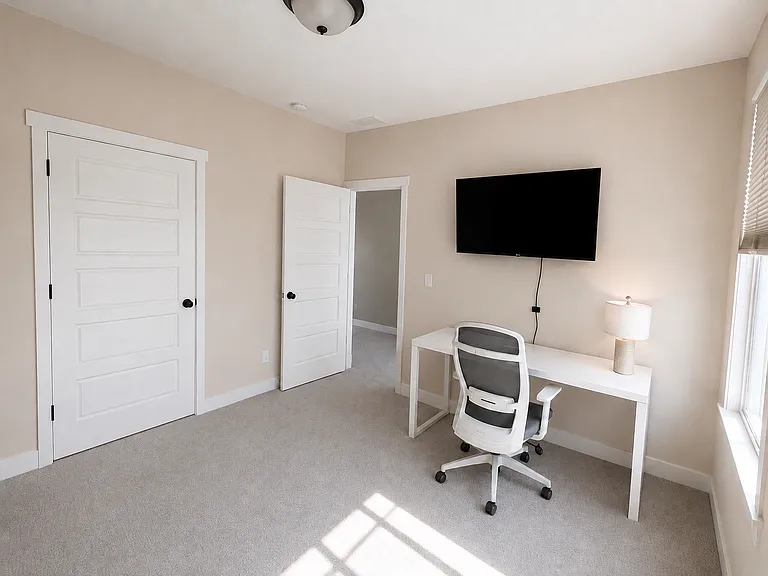 3rd bedroom or office