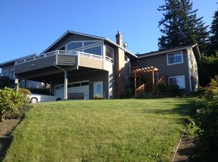 1256 Country Club Dr, Camano Island, WA 98282