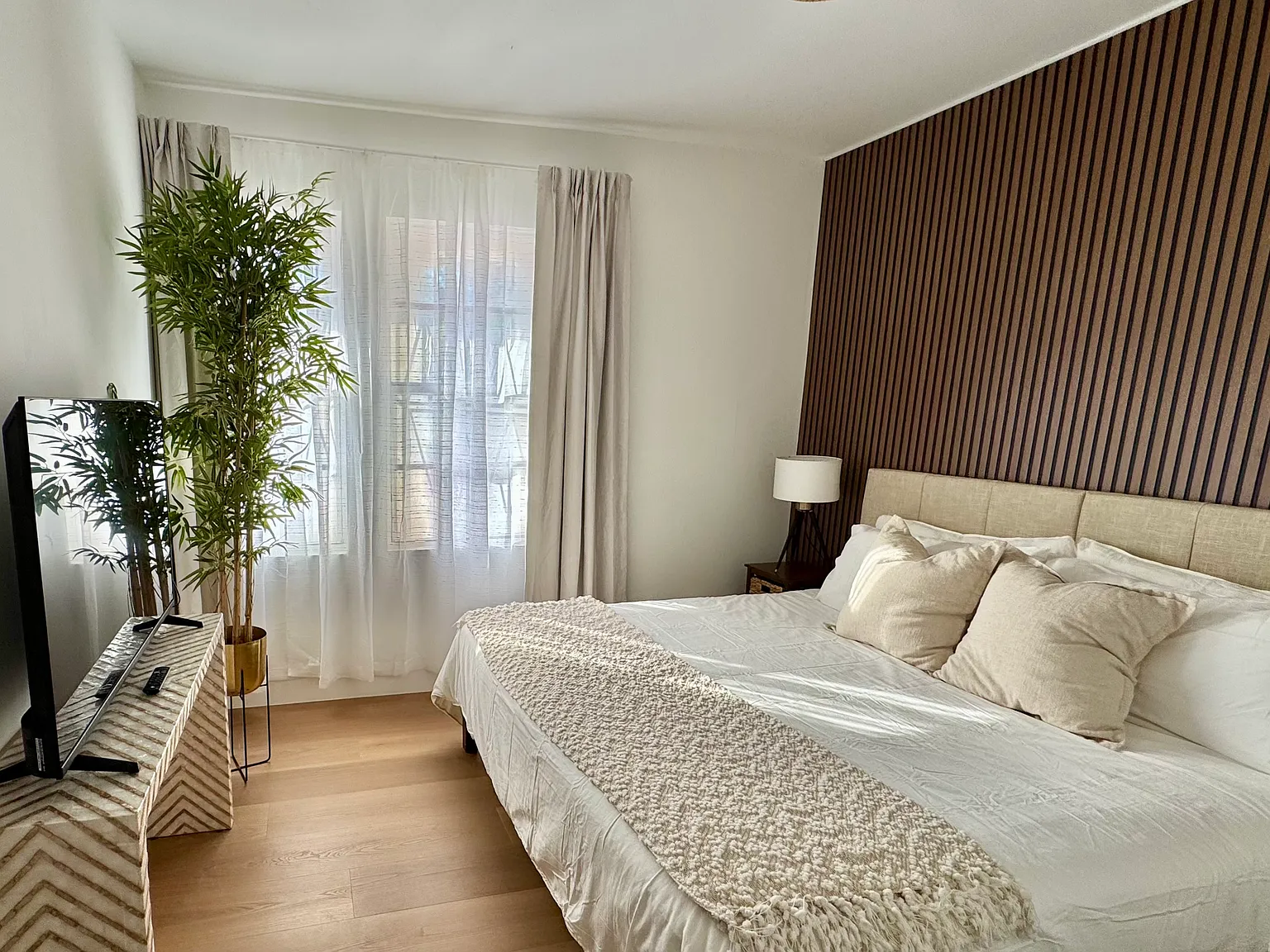 1 bed, 650 sqft, $1,850 — Photo 2