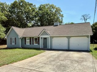 15 Cannon Ct, Cartersville, GA 30120