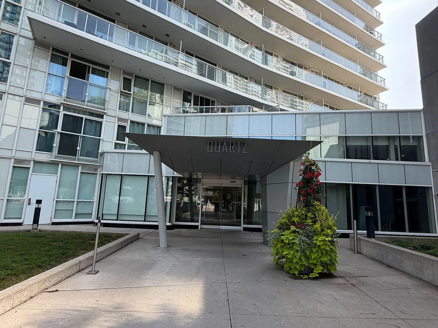 2 bed, $2,600 — Photo 3