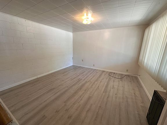 3rd image of 517 Quarry St #9