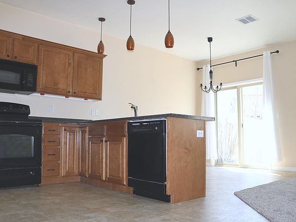 3rd image of 6906 S Village Haven Ln