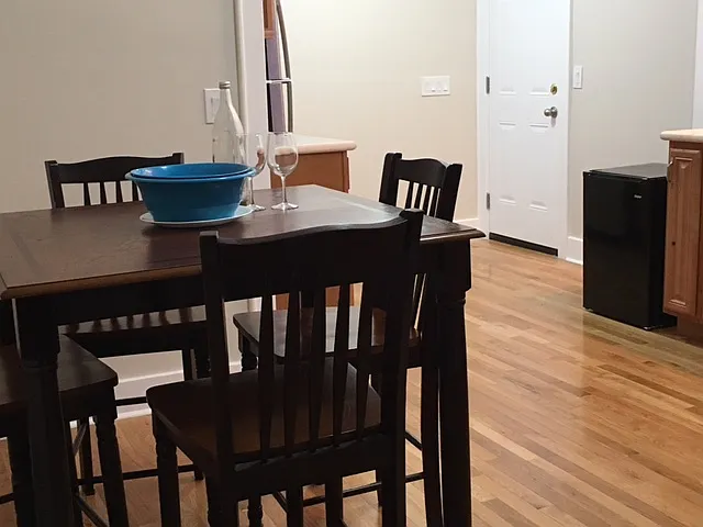 301 Nottingham Rd — Photo 2