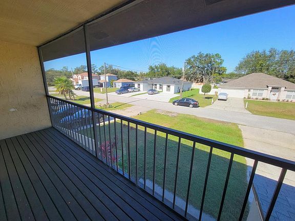 2nd image of 775 Lucaya Dr