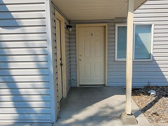 2nd image of 1814 W Crouse St #2