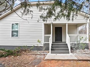 302 Old Carrollton Rd, Newnan, GA 30263