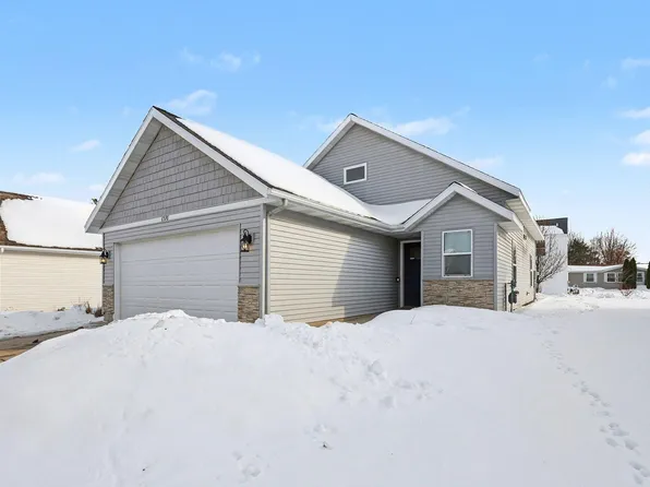 6576 Moss Lake Dr, Hudsonville, MI 49426