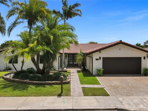 12030 SW 92nd St, Miami, FL 33186