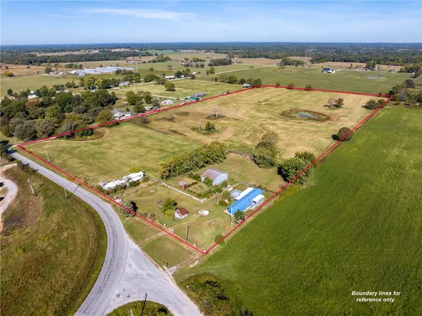 8870 Wpa Rd, Decatur, AR 72722