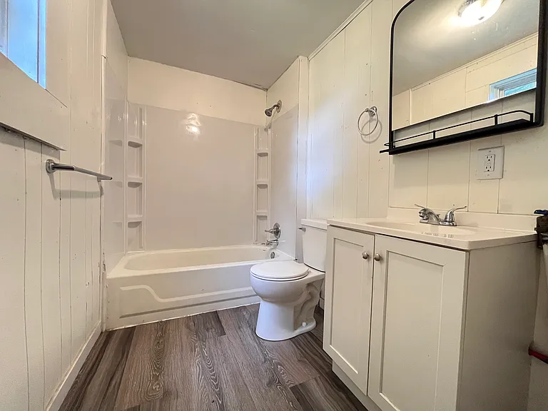 226 N Belleview Pl #C — Photo 5