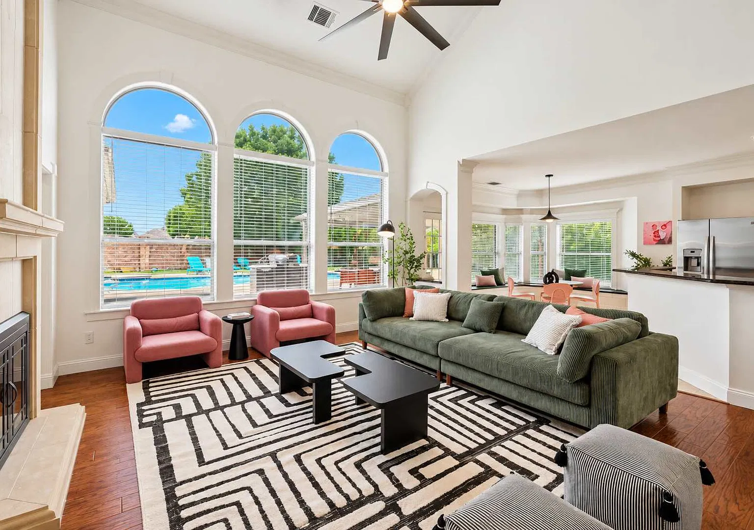 Luxury 6BR 2.5BA Home | Pool, Cinema & Game Room — Photo 3