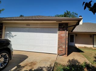 7206 Lakewood Cir, Oklahoma City, OK 73132