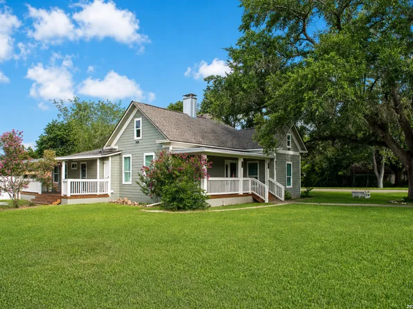 811 N Buchanan, Beeville, TX 78102
