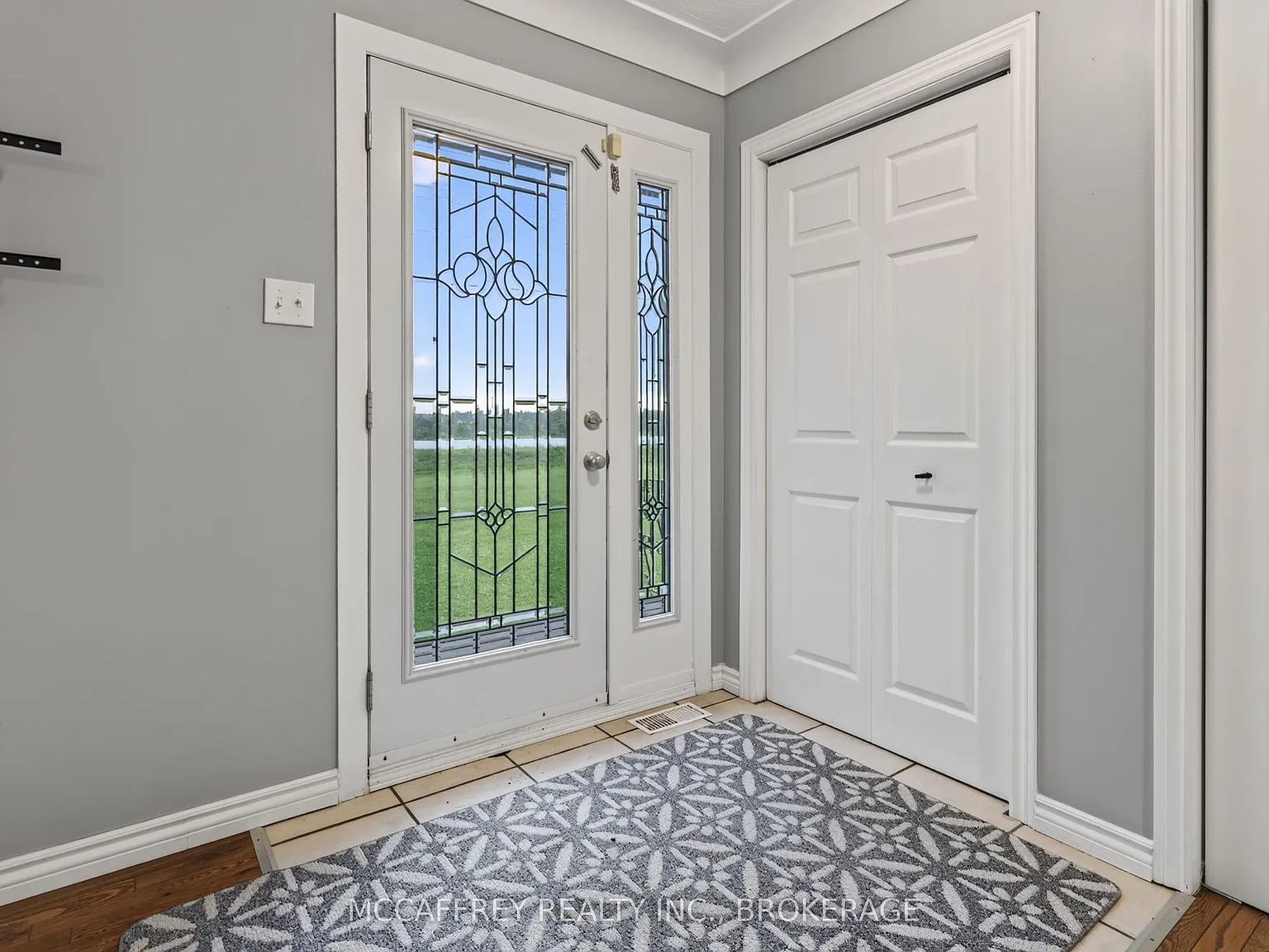 3 bed, $2,850 — Photo 3
