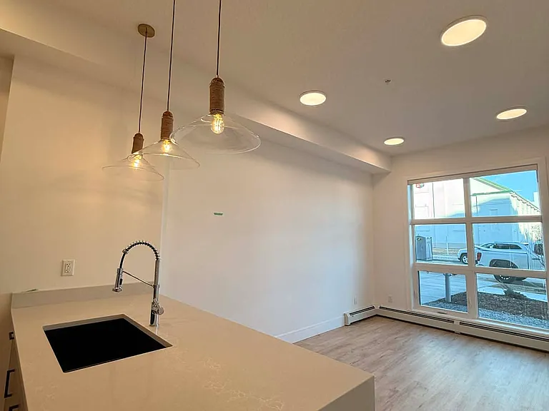 330 Dieppe Dr SW #104 — Photo 8