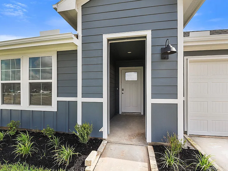 3203 Langley Bend Ln — Photo 5