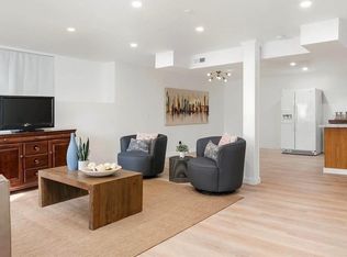 6748 14th Ave SW #B, Seattle, WA 98106