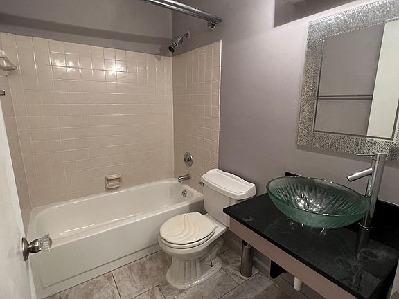 full bath upstairs