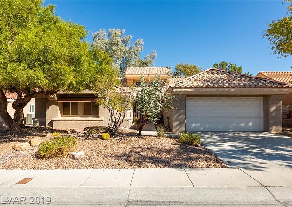 1st image of 2608 Silverton Dr